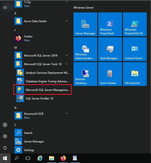Screenshot: Choose Windows Authentication and click Connect . Use a Windows account that has admin rig